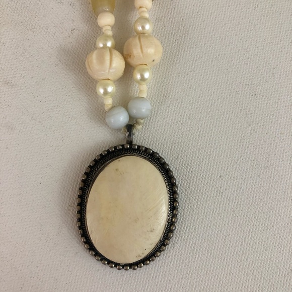 Ivory Beaded Necklace & Clip Earrings Set NWT - Picture 2 of 6